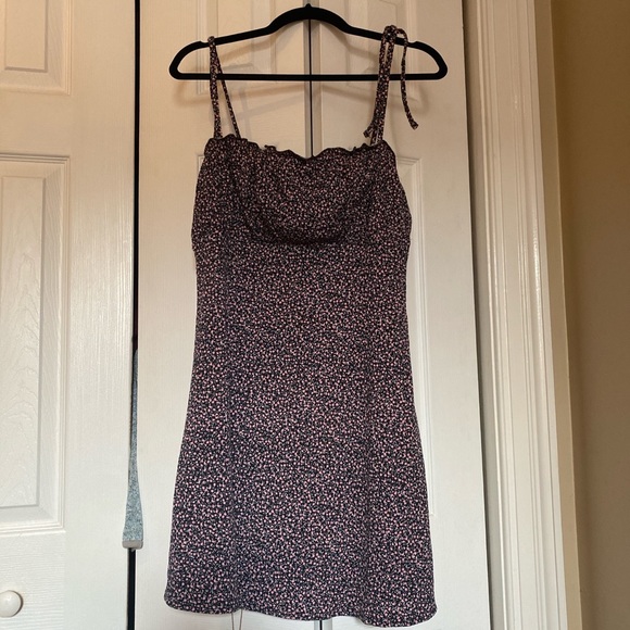 H&M Sundress - Picture 1 of 3